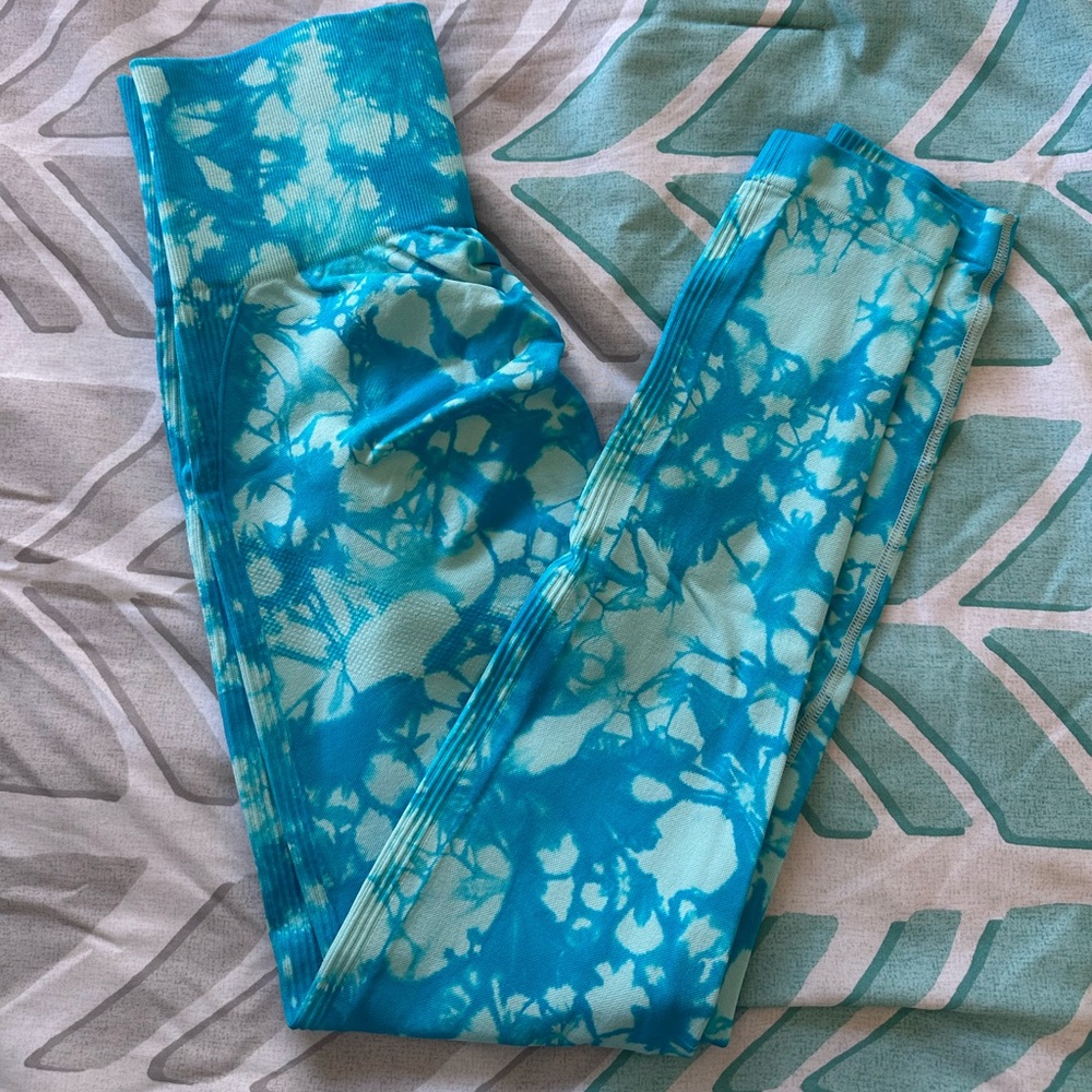 Butt scrunch leggings